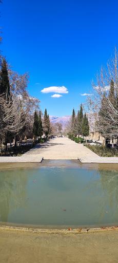 عکس رستوران باغ شازده