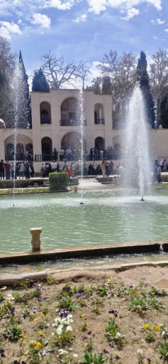 عکس رستوران باغ شازده