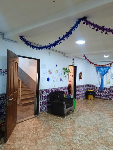 عکس دبستان پسرانه غیردولتی سعادت رویان