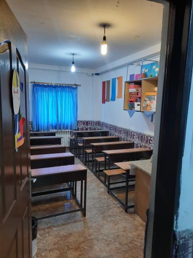 عکس دبستان پسرانه غیردولتی سعادت رویان