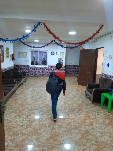 عکس دبستان پسرانه غیردولتی سعادت رویان