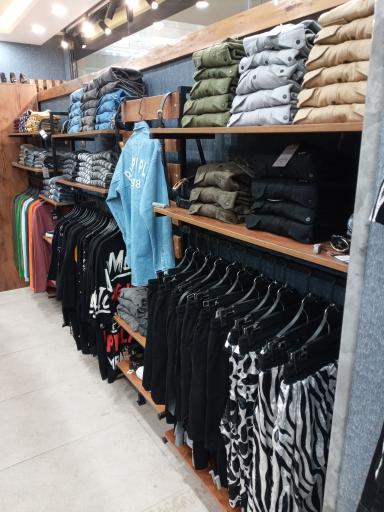 عکس پوشاک بزرگ فورمن