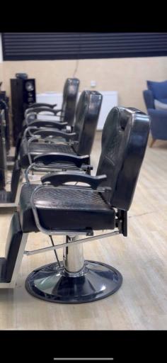 سالن آرایشگاه مردانه راما