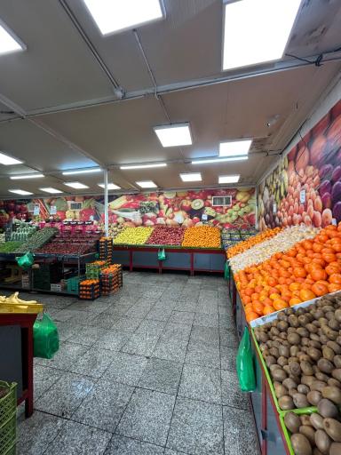 عکس میدان میوه و تره بار لواسانی