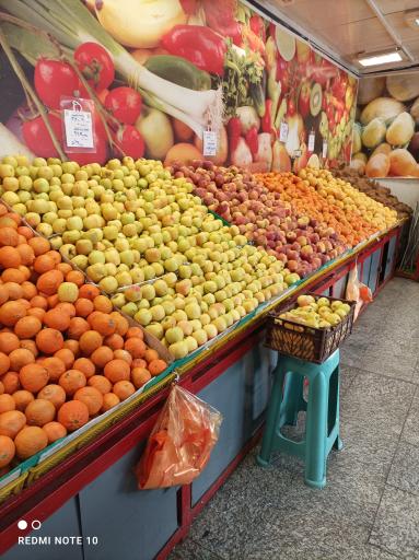 عکس میدان میوه و تره بار لواسانی