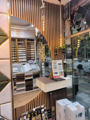 عکس گالری کاغذ دیواری ماهگل