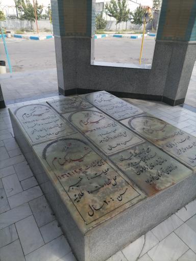 عکس حرم شهدای گمنام سرخه