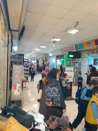 عکس مجتمع تجاری بهاران