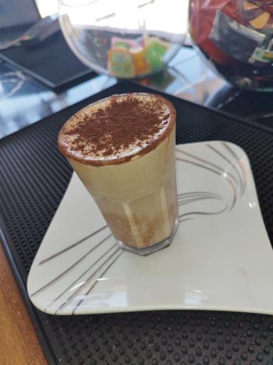 عکس کافه رئال