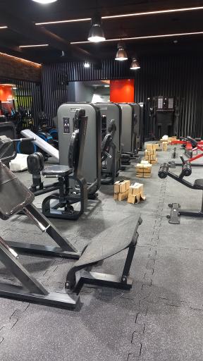 عکس باشگاه بدنسازی بانوان آلفا