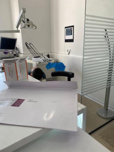 عکس دندان پزشکی راد