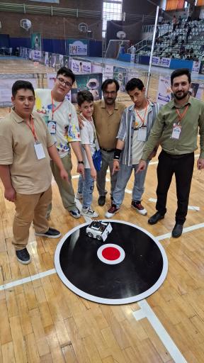 عکس آموزشگاه هیرا ربات