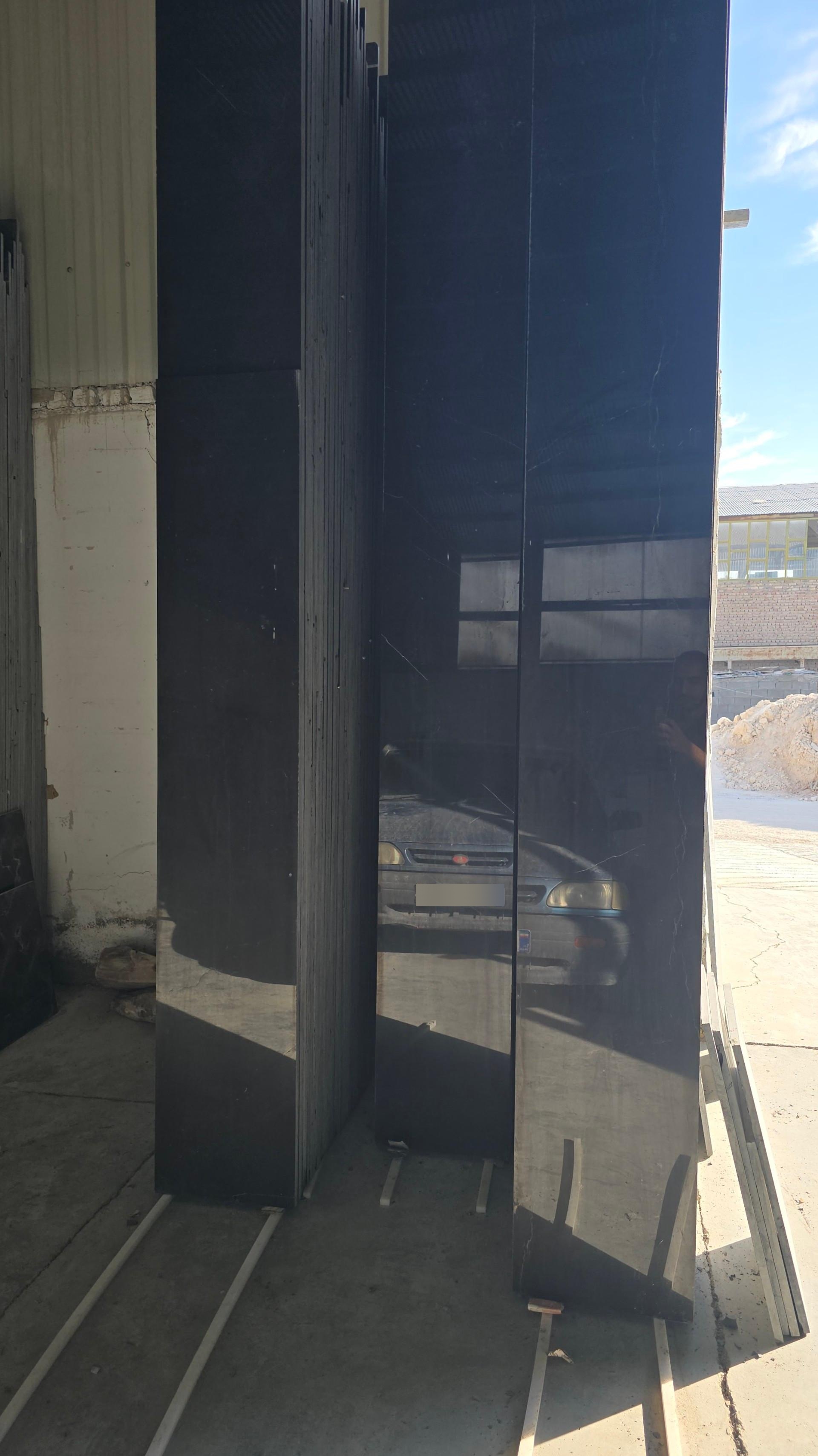 عکس سنگبری رادمهر