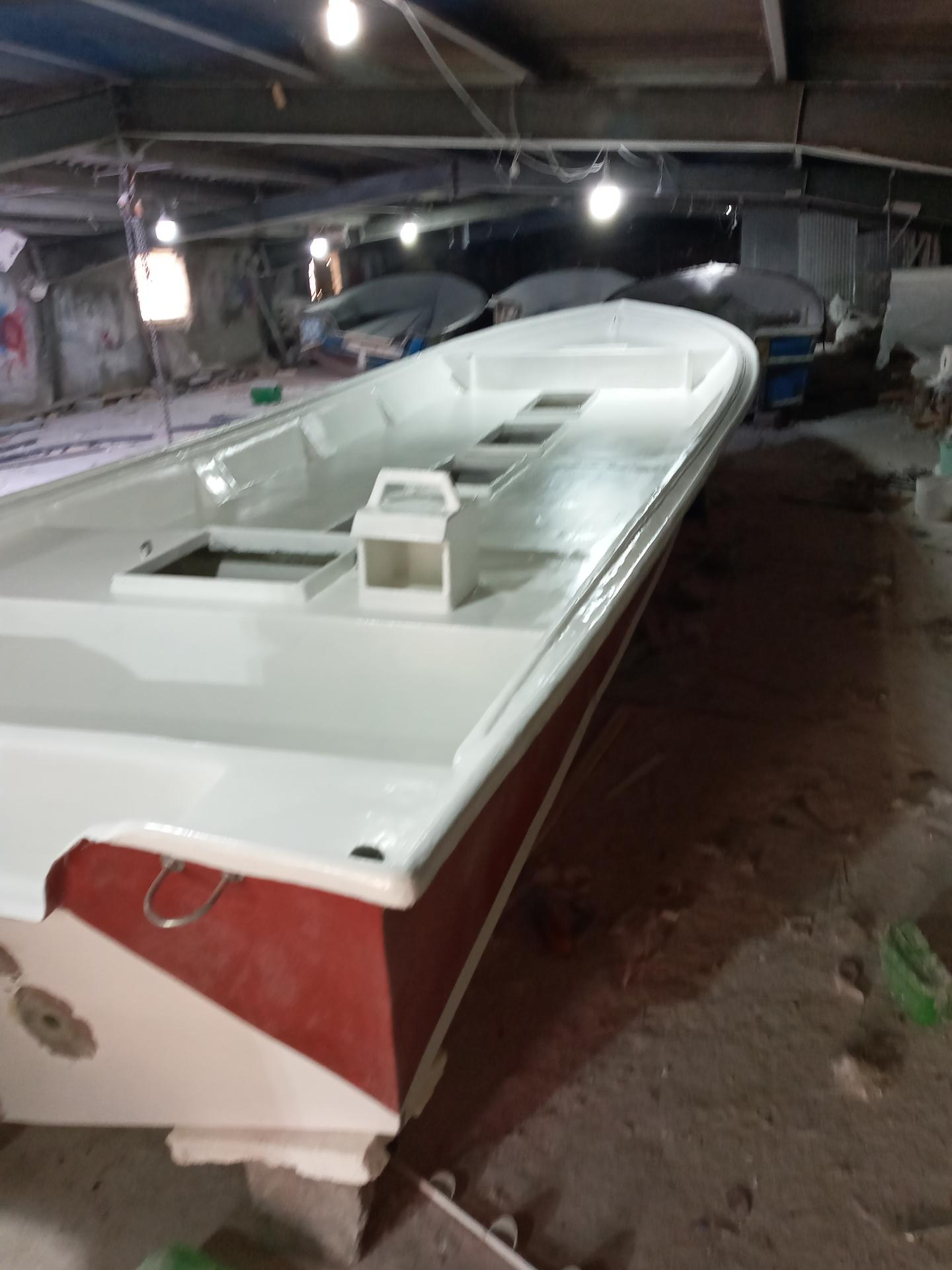 عکس قایق سازی اسفندآباد