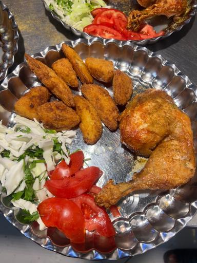 عکس مرغ بریان محسن