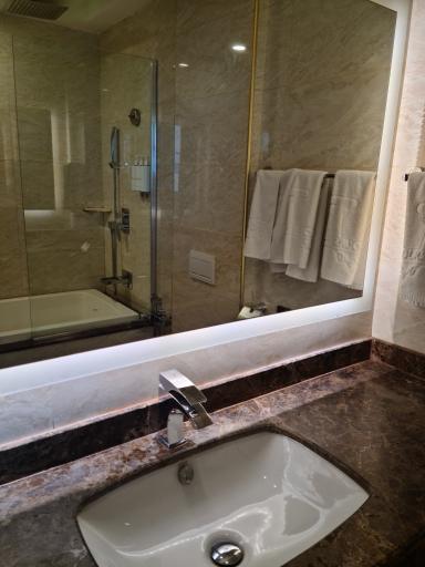 عکس هتل کوروش