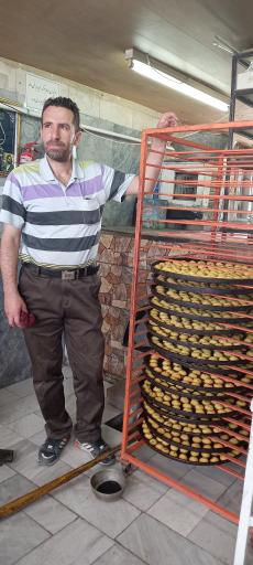 عکس نان برنجی پزی محمد رحمتی