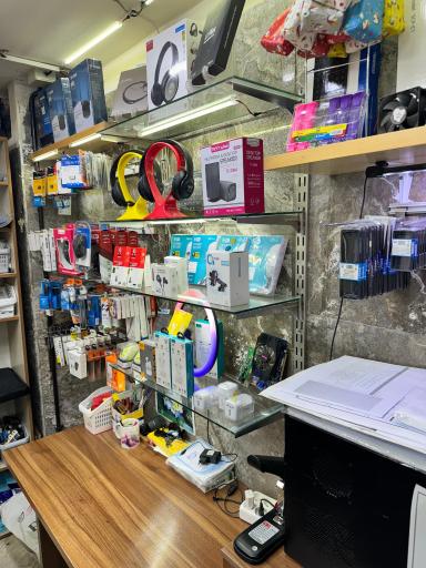 عکس کافی نت و خدمات کامپیوتری عصر نوین