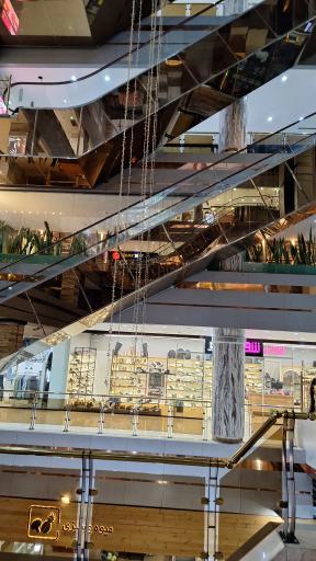 عکس برج گردشگری ققنوس