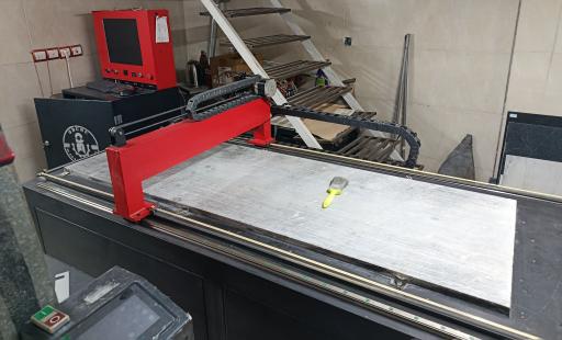 عکس سنگ مزار اسفراین