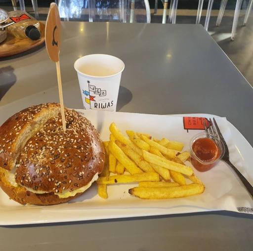 عکس رستوران ریواس