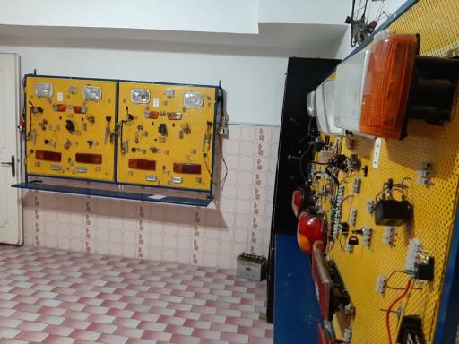 عکس آموزشگاه زاگرس 