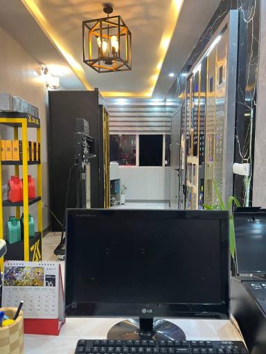 عکس شرکت کیهان آسانسور