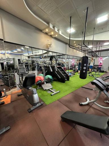 عکس باشگاه بدنسازی سام