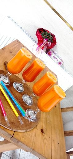 عکس آبمیوه آداس