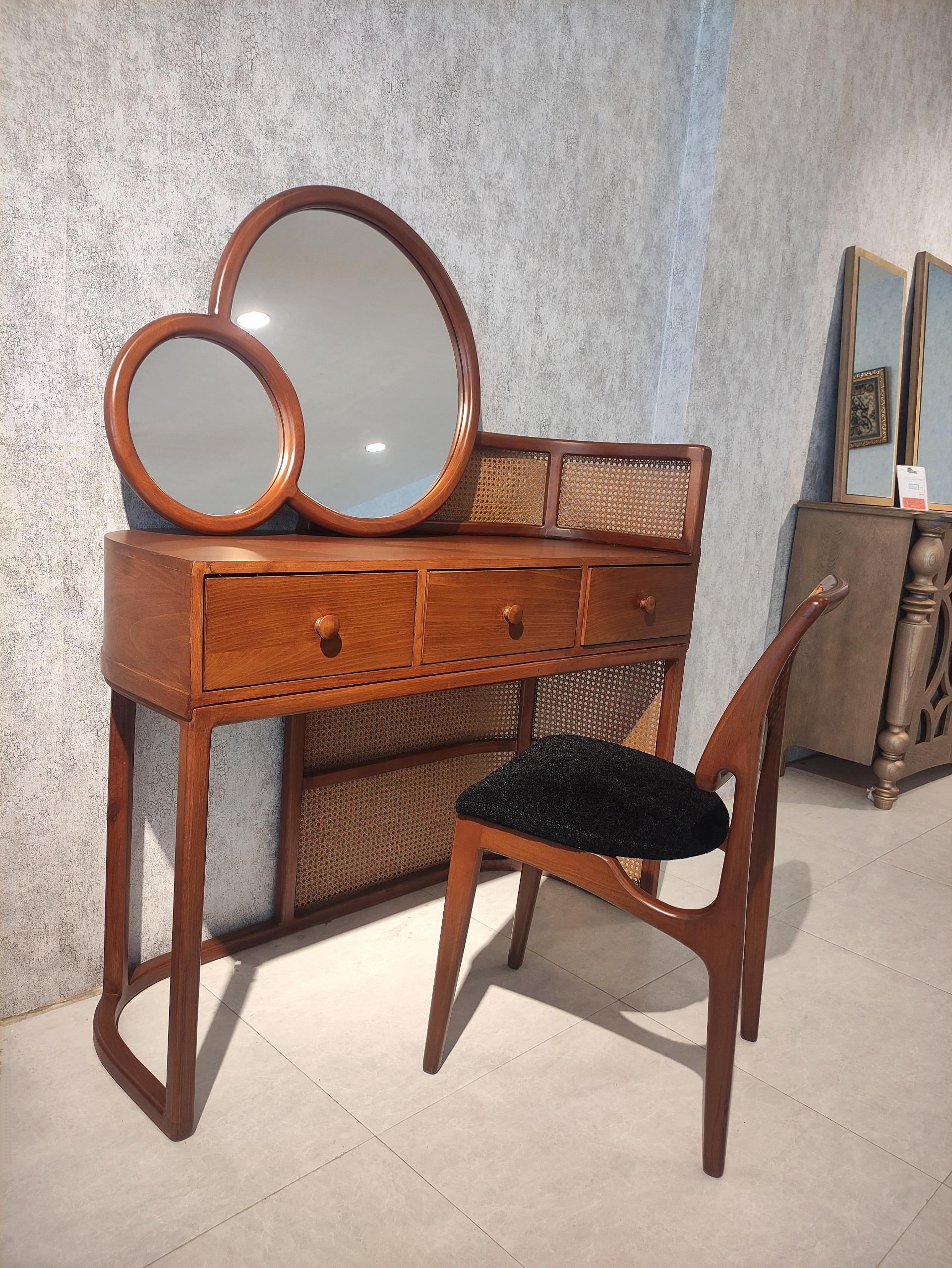 عکس بازار مبل و فرش عظیمی