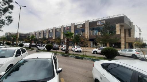 عکس مجتمع تجاری برند سنتر