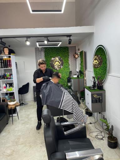 عکس سالن پيرايش مهدي