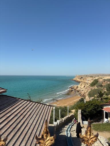 عکس تفرجگاه ساحلی لیپار