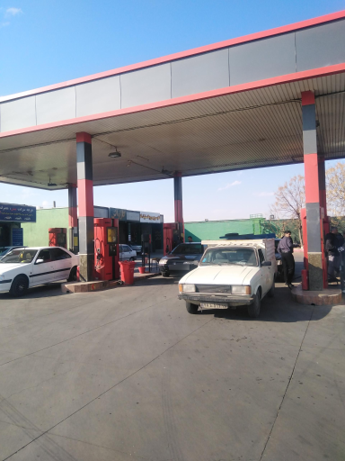 عکس پمپ بنزین فخاری قم