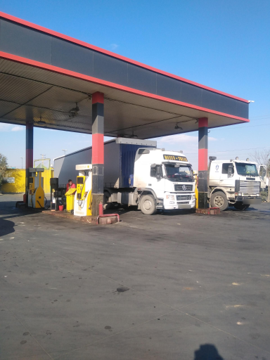 عکس پمپ بنزین فخاری قم