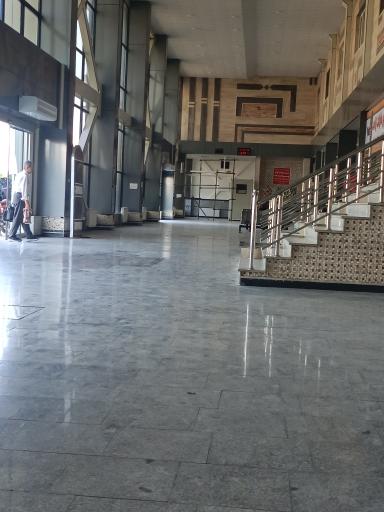 عکس ترمینال مرکزی سقز