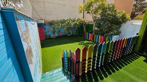 عکس دبستان دخترانه بچه های آسمان حکمت