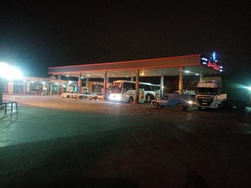 عکس پمپ بنزین فخاری قم