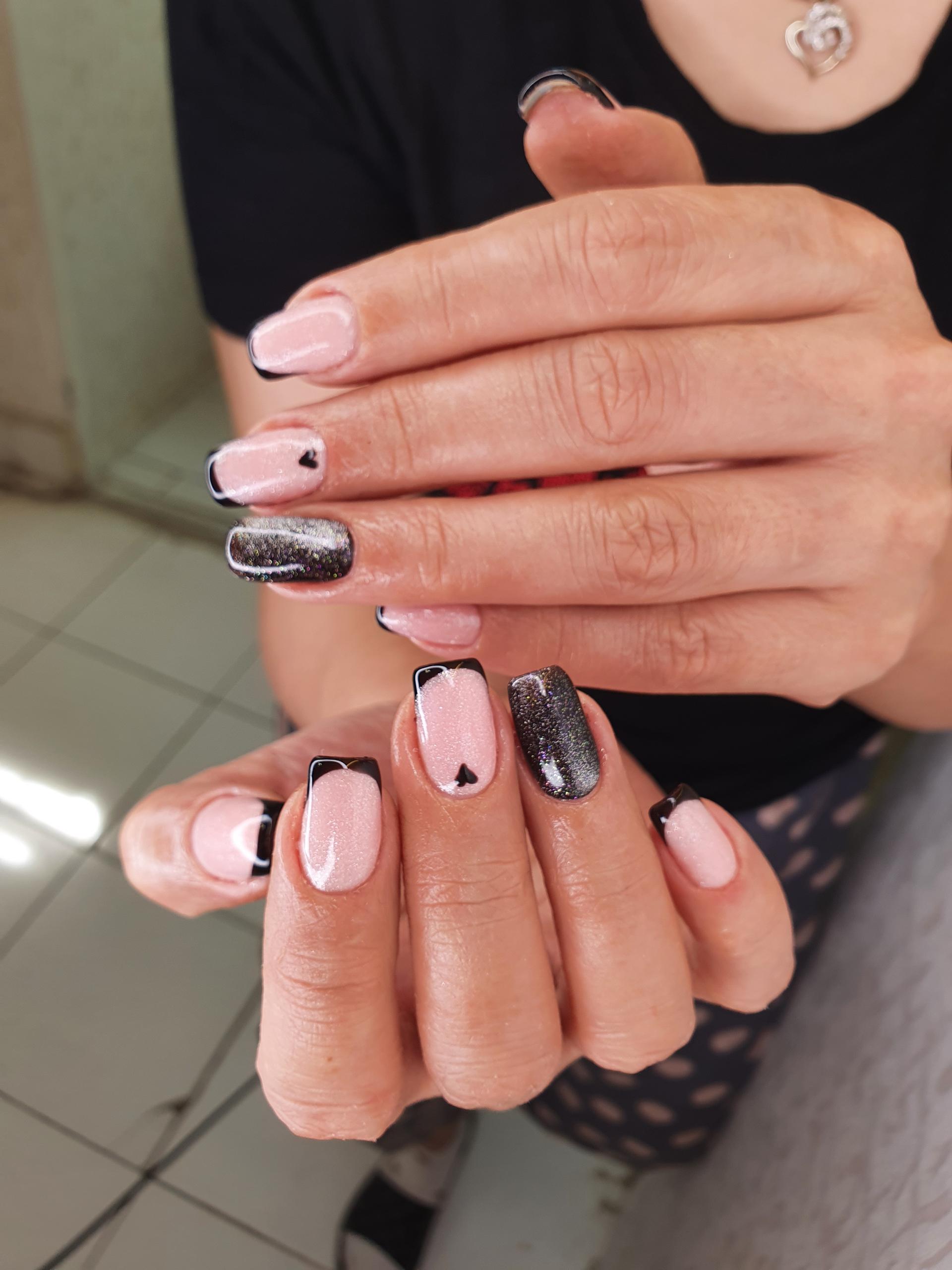 عکس پارافین تراپی و ناخن