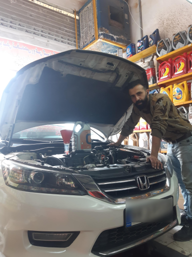 عکس تعویض روغنی فرزاد