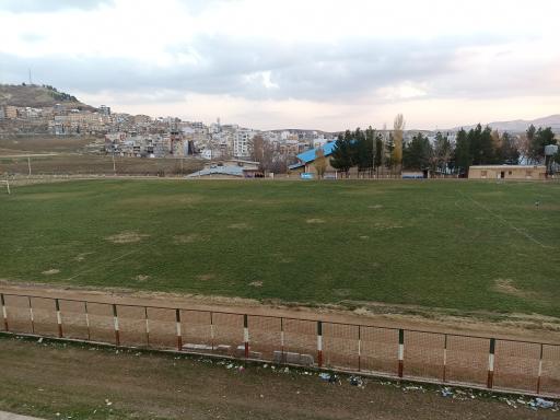 عکس مجموعه ورزشی و زمین چمن فوتبال