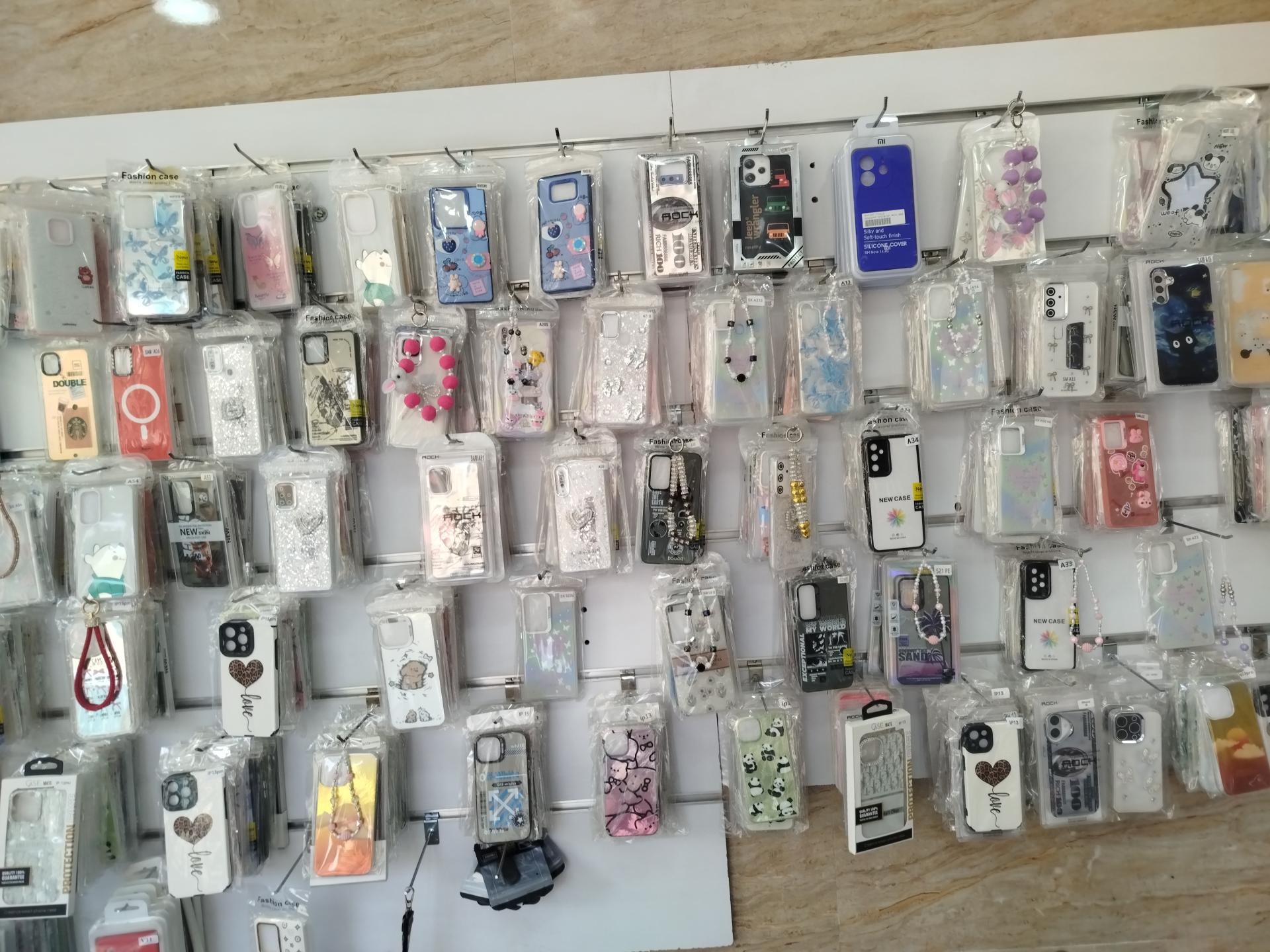 عکس موبایل ایرفون