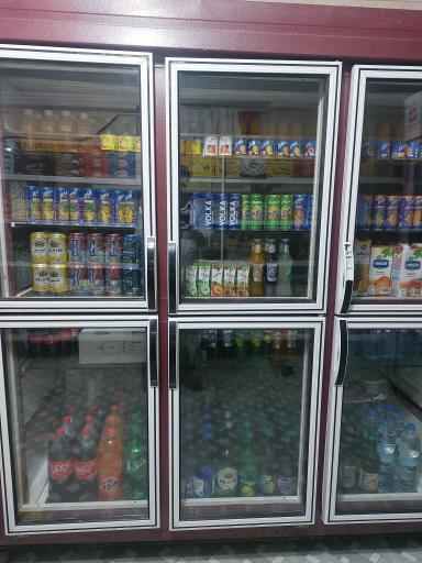 عکس فروشگاه مواد غذایی باباعلی