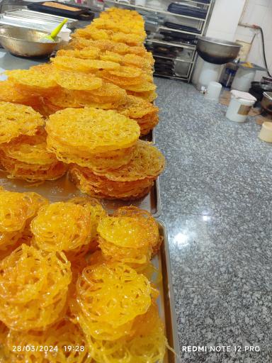 عکس شیرینی سرای گندم