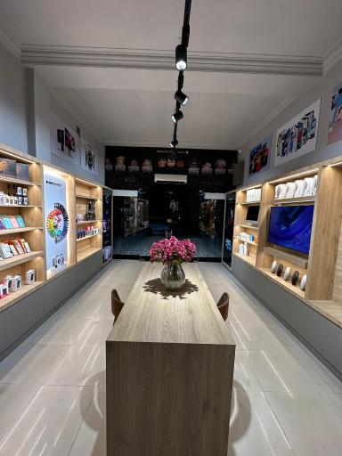 عکس اپل استور علی پور