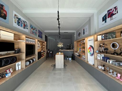 عکس اپل استور علی پور