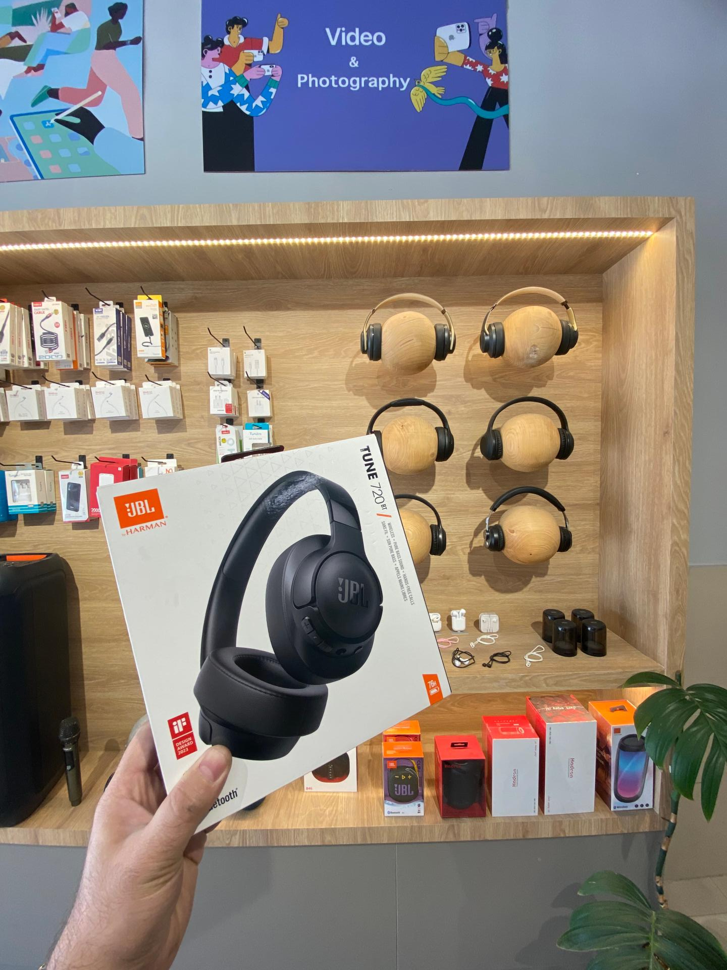 عکس اپل استور علی پور