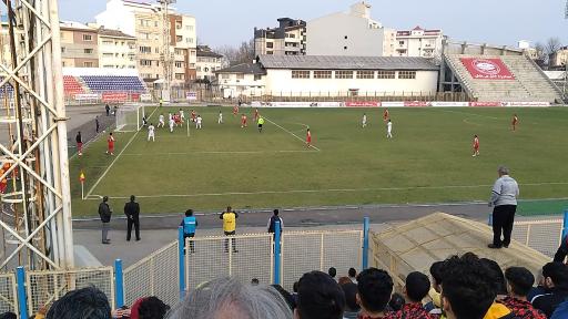 عکس ورزشگاه عضدی