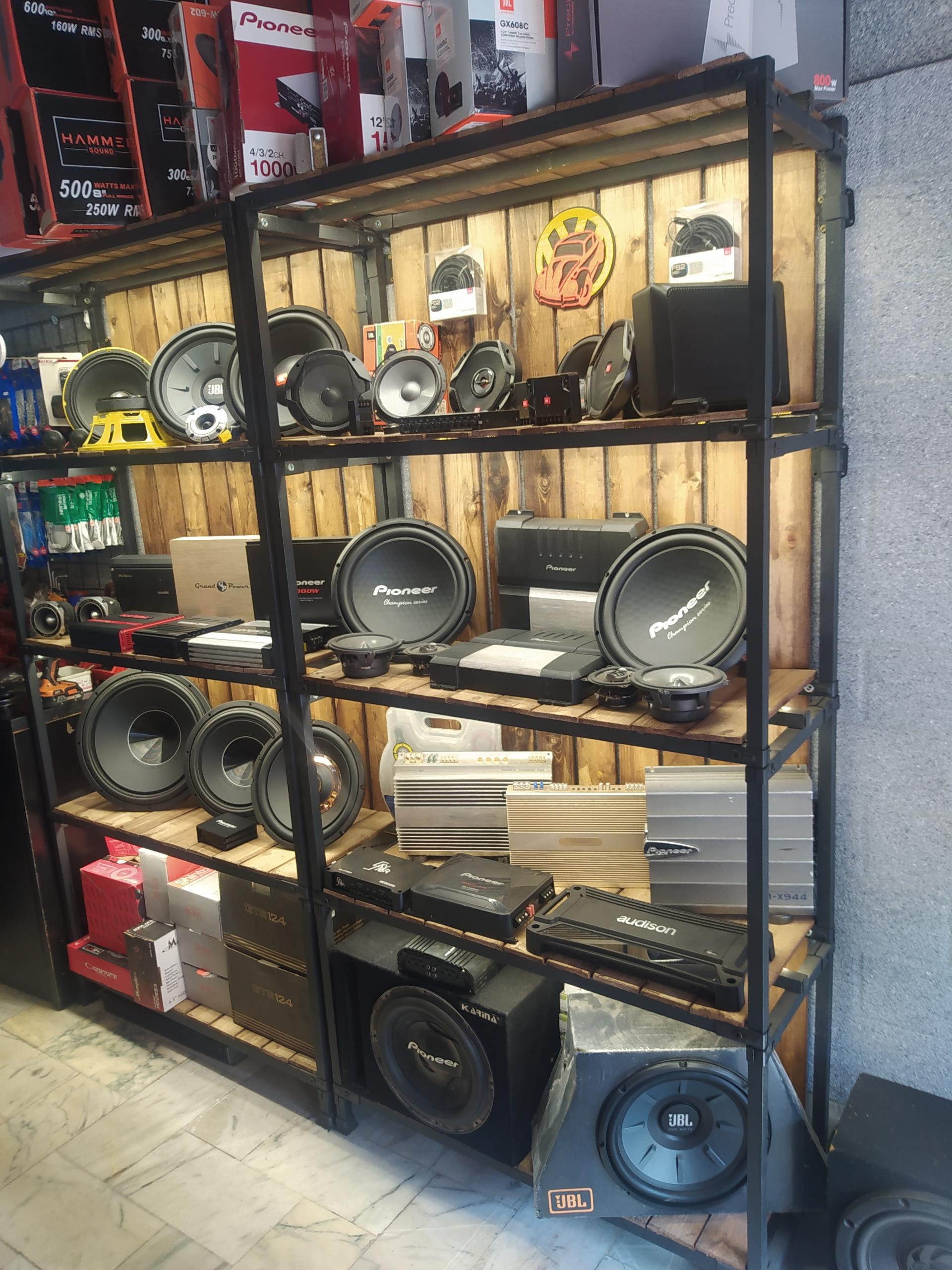 عکس فروشگاه رادیو 16