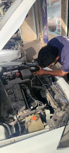 عکس تعمیرگاه تخصصی پژو شاهین 